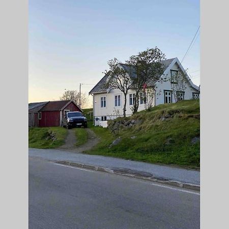 Nordlandshuset "Lottebakken", Ballstad In Lofoten Екстериор снимка